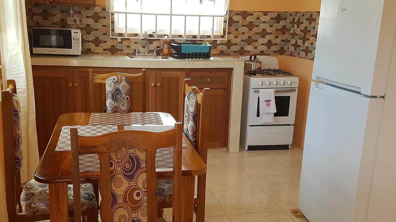 Bon Accord Village Ri Biero'S Holiday Apartments 0*, Bon Accord Village טרינידד וטובגו